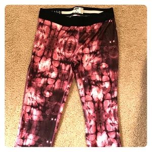 Soffe capris size small